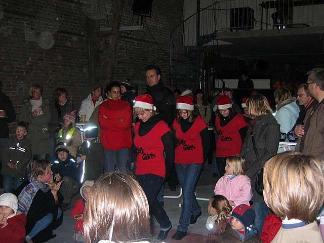 Fire-Girls beim Nikolausmarkt