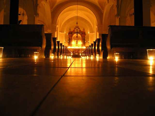 Lichterfeier in der Kirche