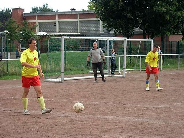 Unser Dorf spielt Fuball 2008