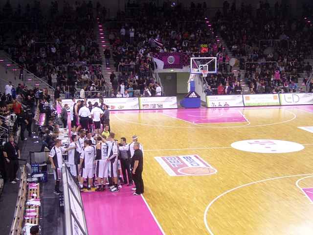 Tigers bei Telekom Baskets Bonn